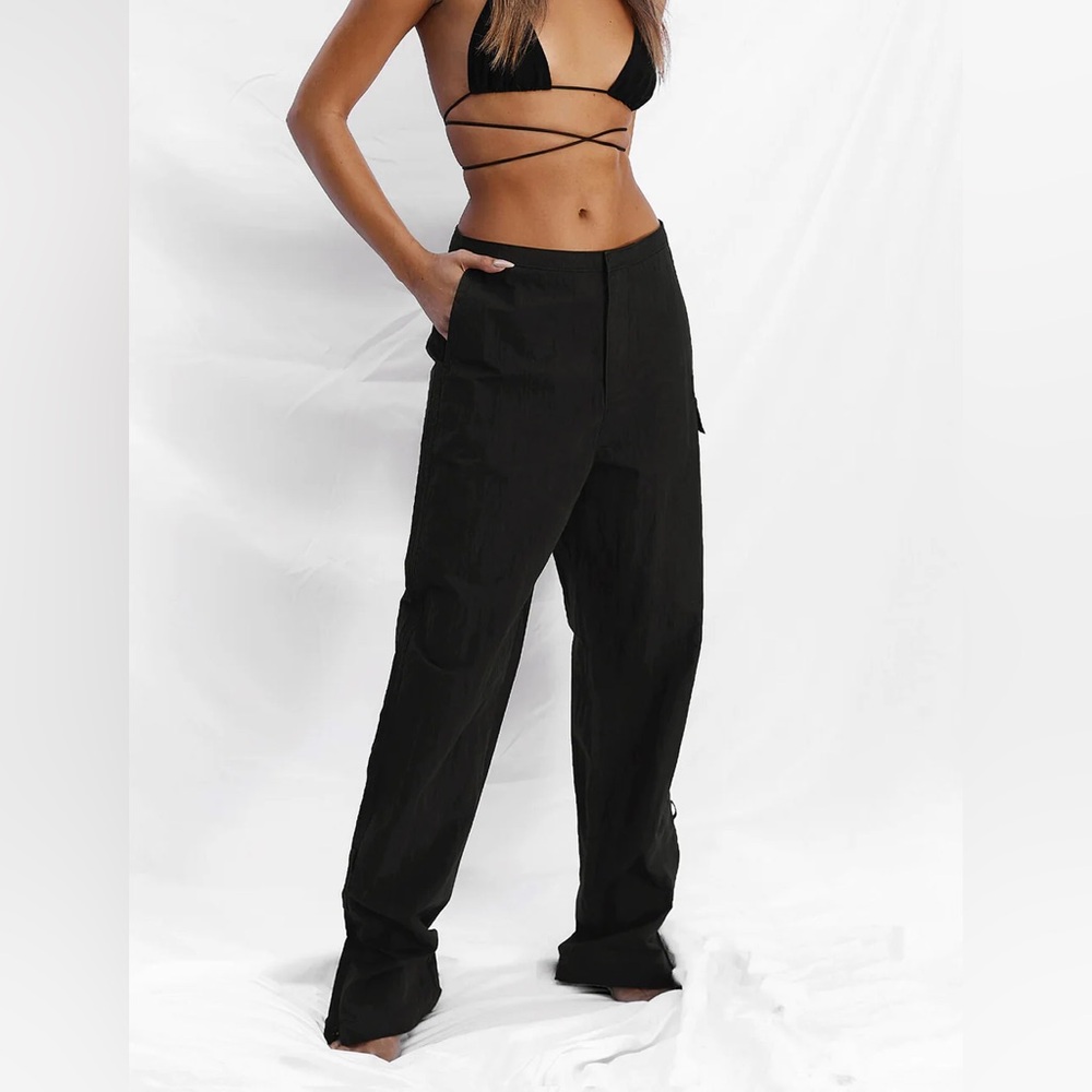 ‘NEW’ All Things Golden’ Black Cargo Pant